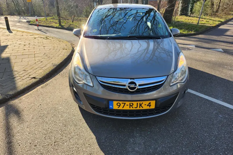 Opel Corsa (2011)