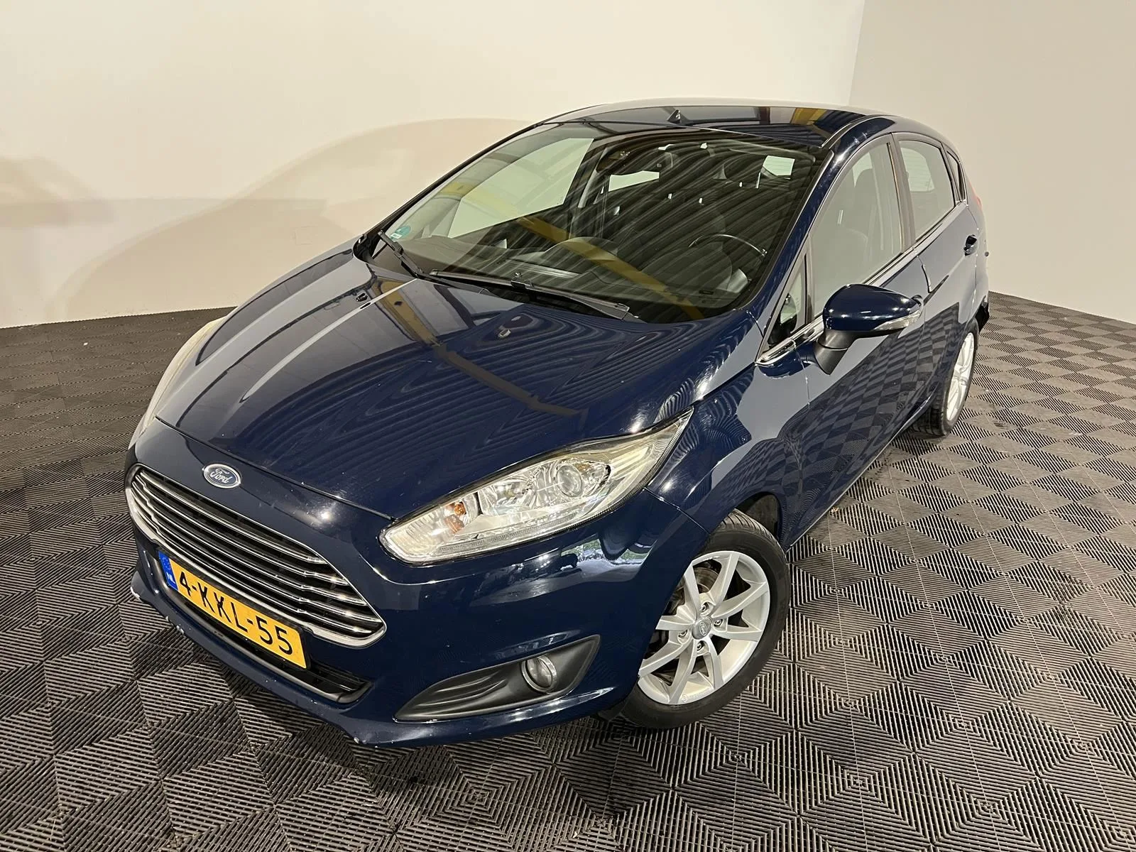 Ford Fiesta (2013) — foto 1