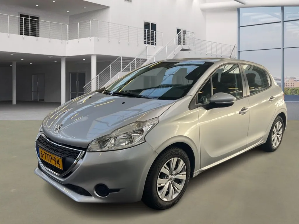 Peugeot 208 (2014) — foto 1