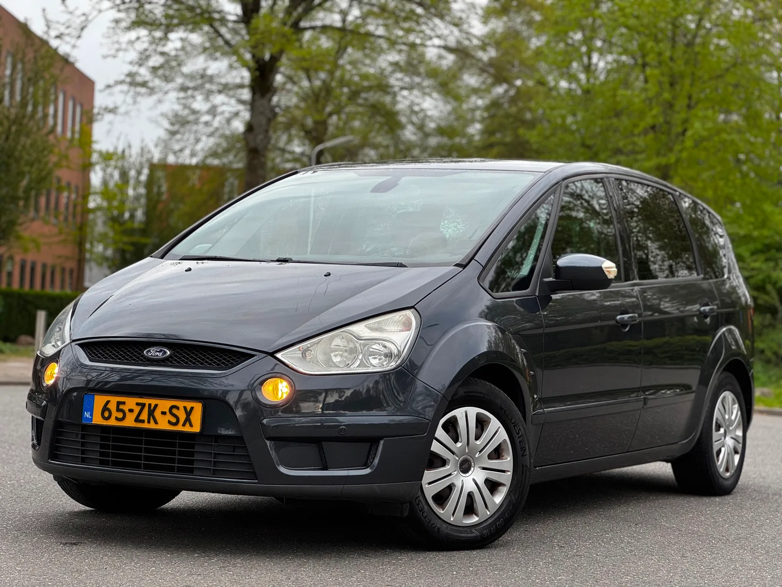 Ford S-Max (2007) — foto 1