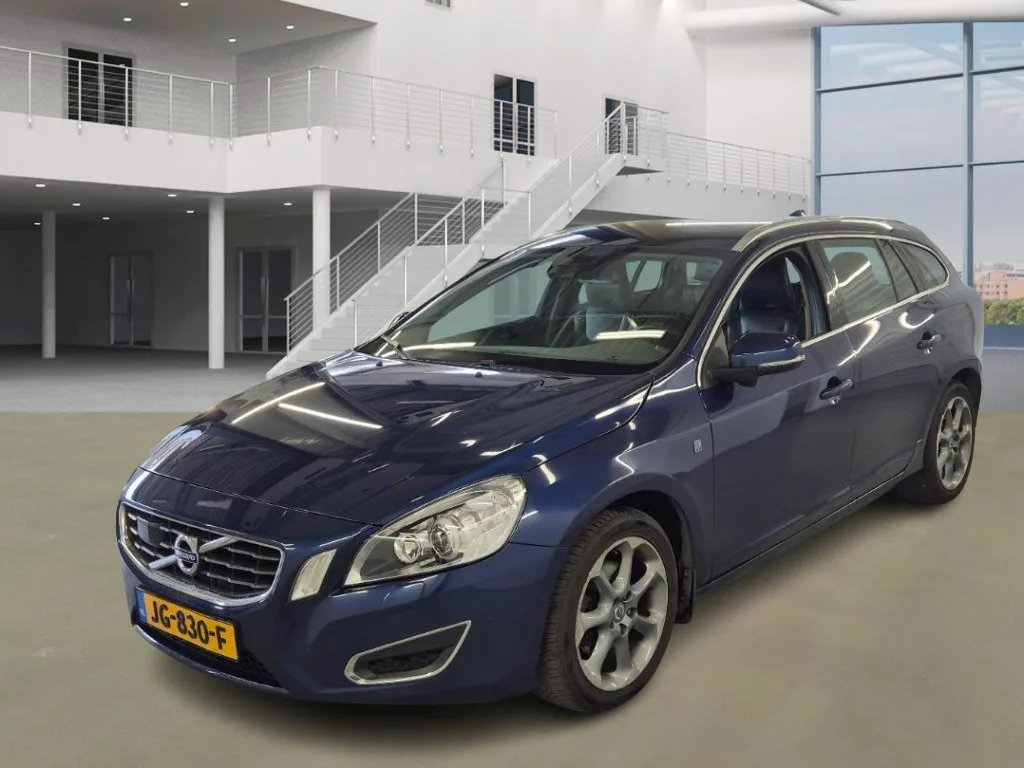 Volvo V60 (2012) — foto 1