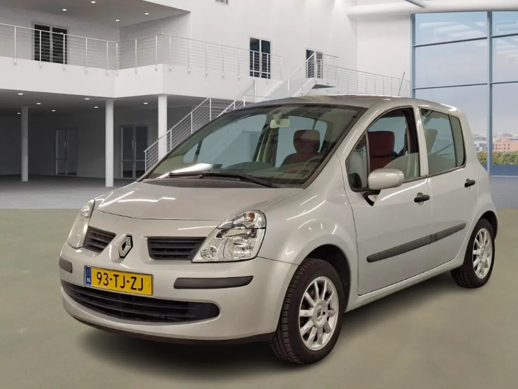 Renault Modus (2006) — foto 1