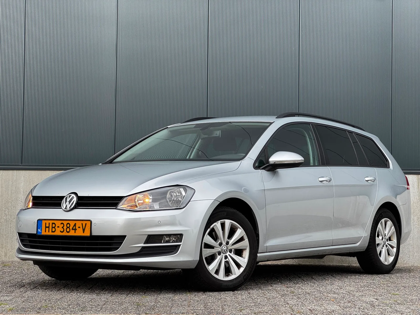 Volkswagen Golf (2015) — foto 1