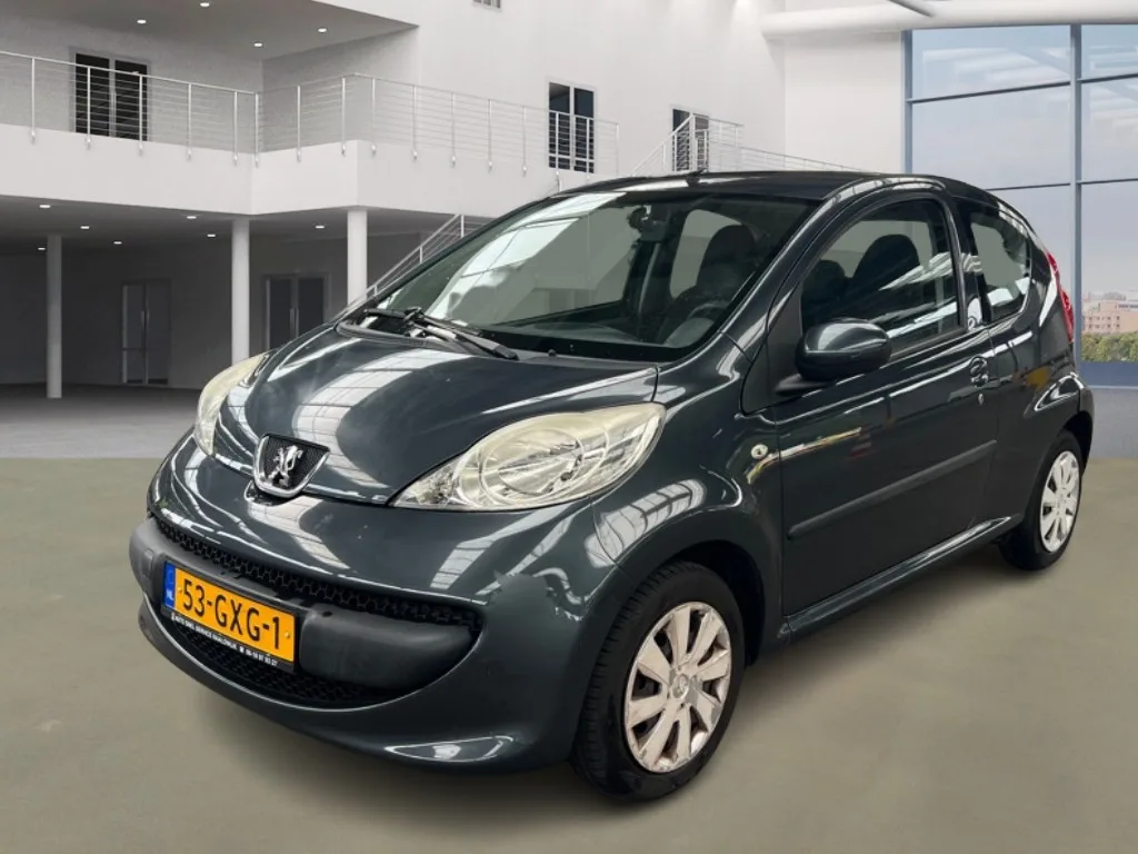 Peugeot 107 (2008) — foto 1