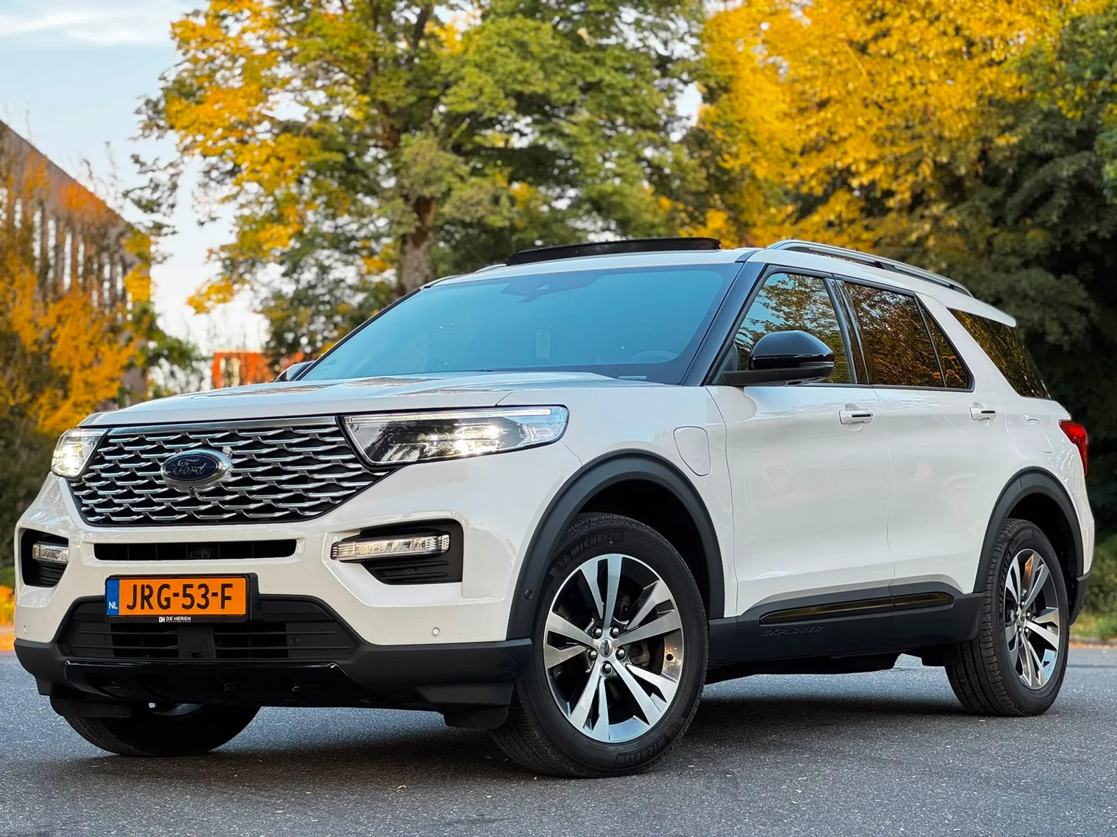 Ford Explorer (2020) — foto 1