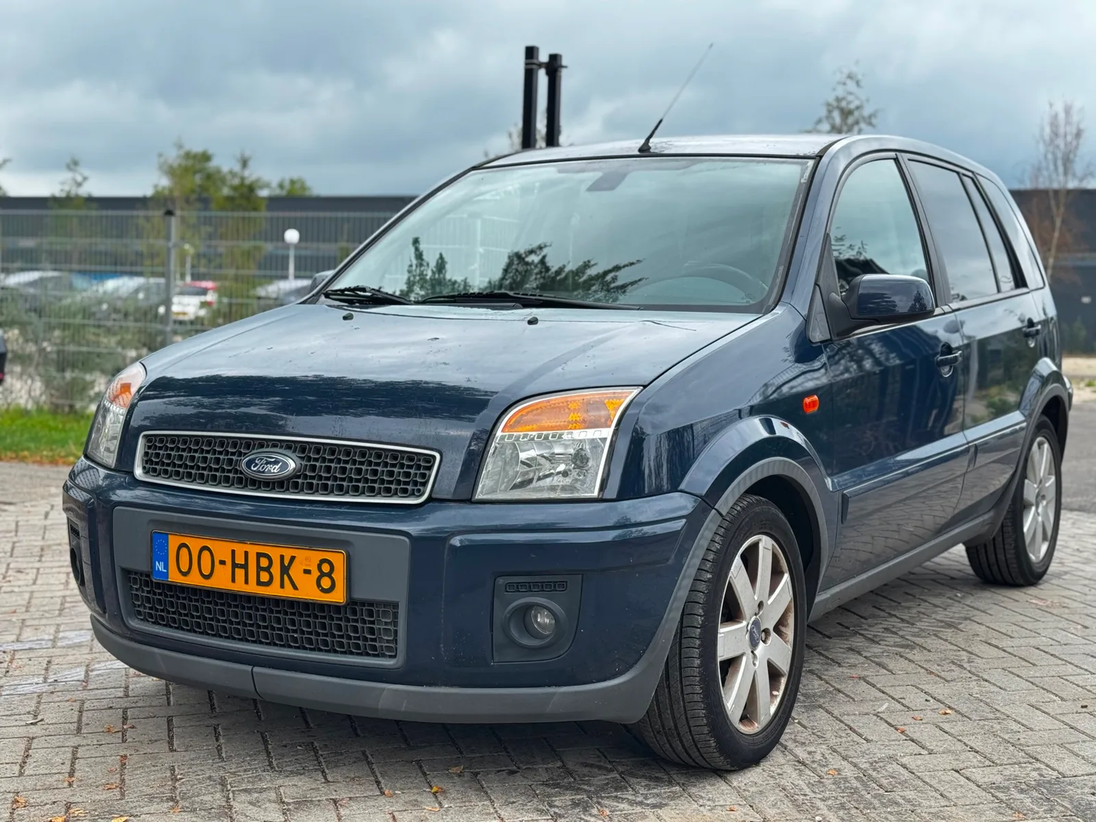 Ford Fusion (2008) — foto 1