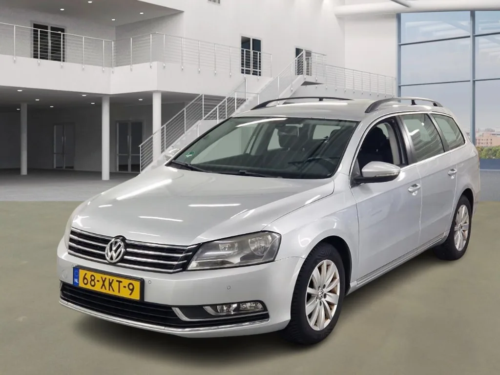 Volkswagen Passat (2012) — foto 1