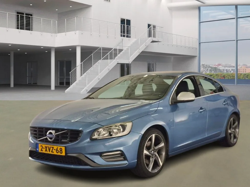 Volvo S60 (2014) — foto 1