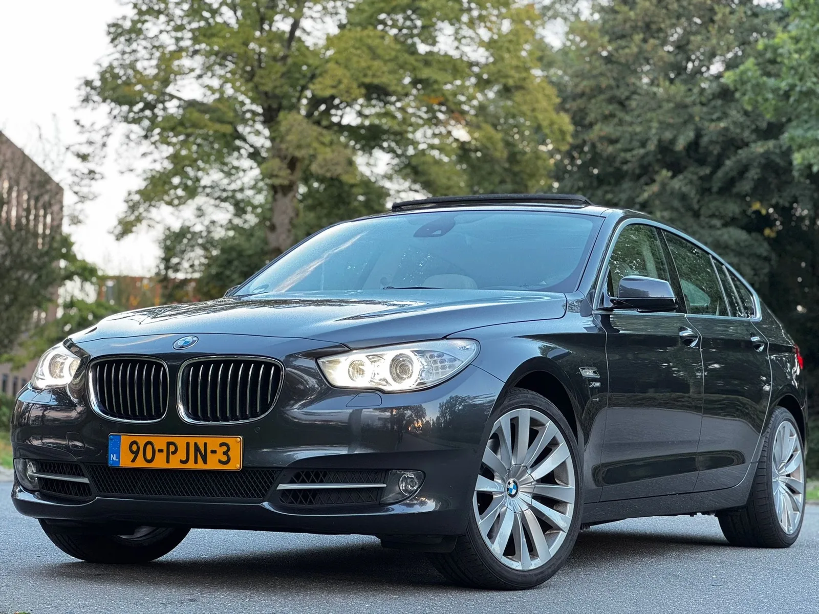 BMW 5-Serie (2011) — foto 1