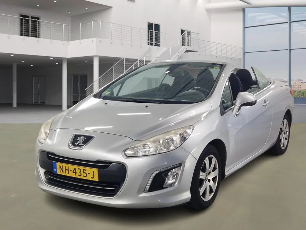 Peugeot 308 (2013) — foto 1