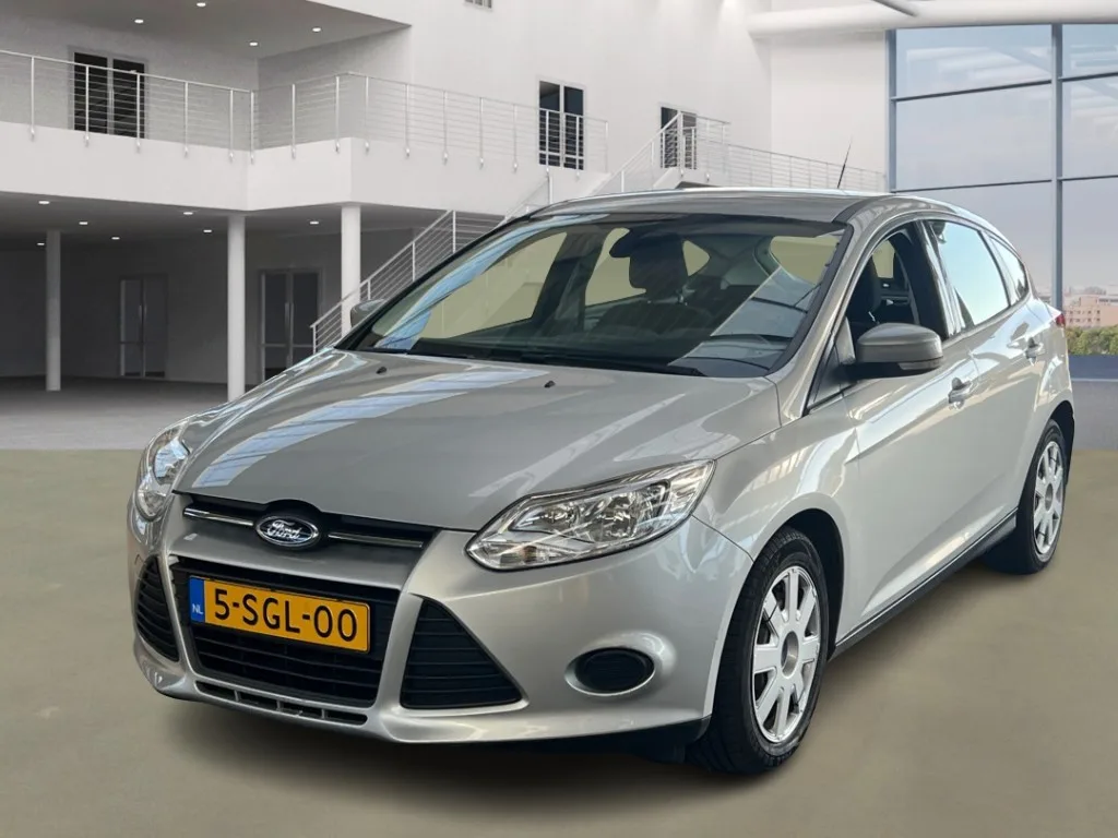 Ford Focus (2013) — foto 1
