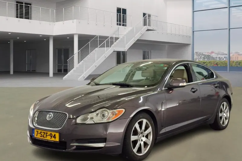 Jaguar XF (2008)