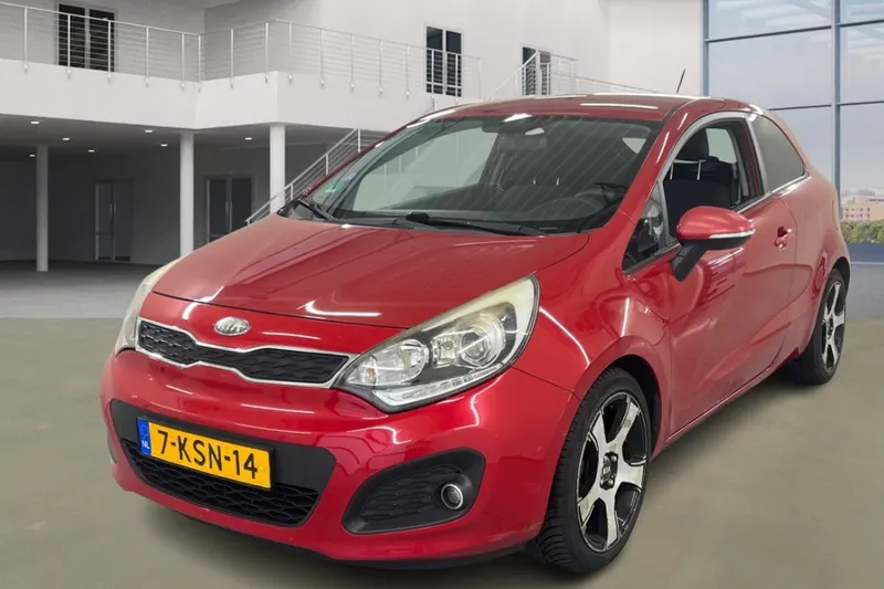 Kia Rio (2013)