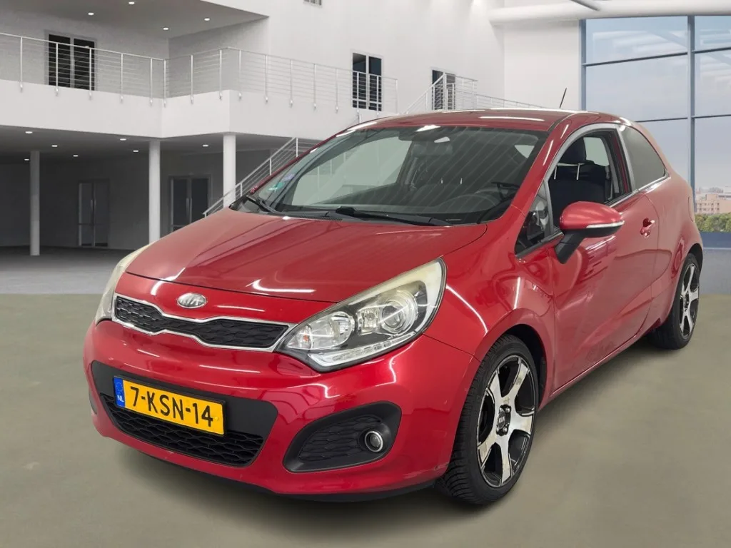 Kia Rio (2013) — foto 1