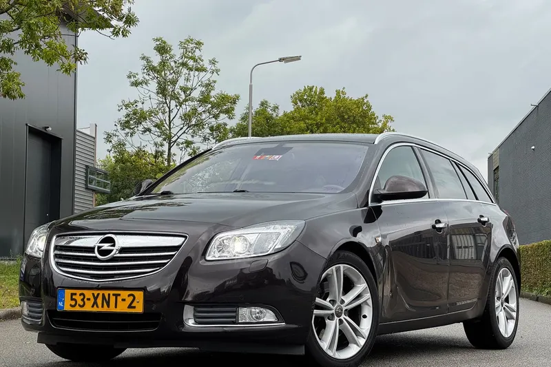 Opel Insignia (2012)