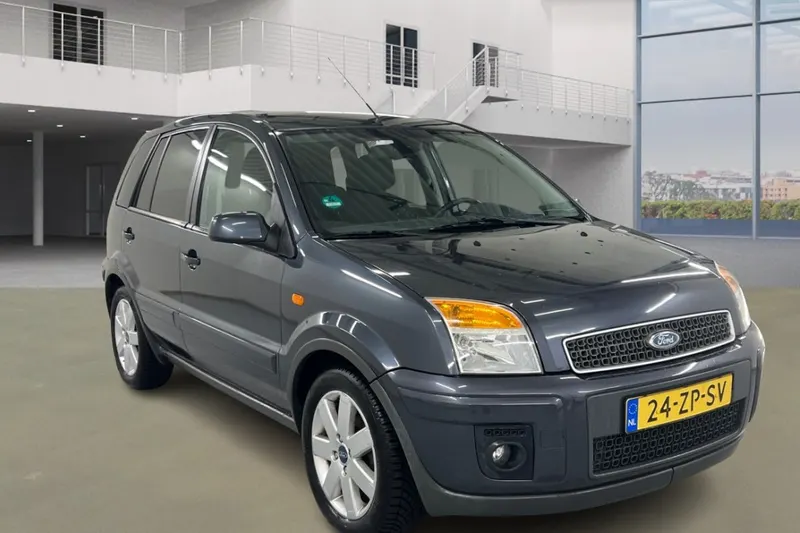 Ford Fusion (2008)