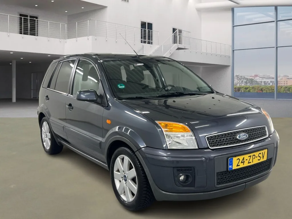 Ford Fusion (2008) — foto 1