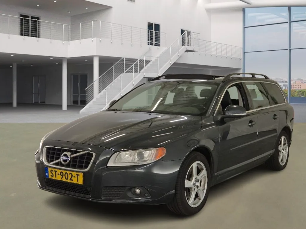 Volvo V70 (2012) — foto 1
