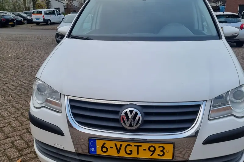 Volkswagen Touran (2010)