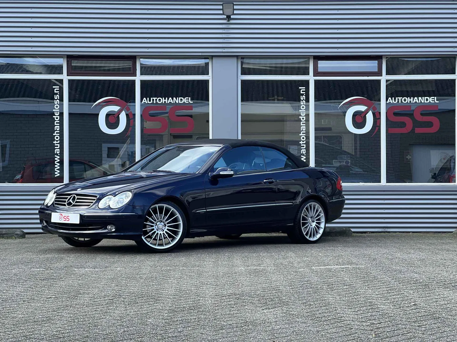 Mercedes-Benz CLK-Klasse (2005) — foto 1
