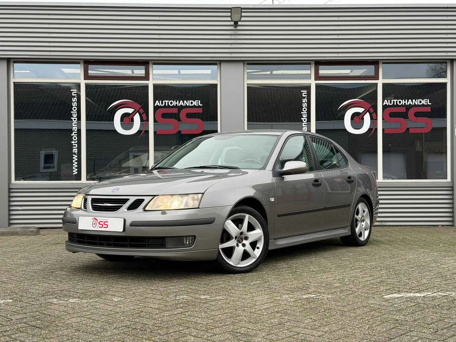 Saab 9-3 (2005) — foto 1