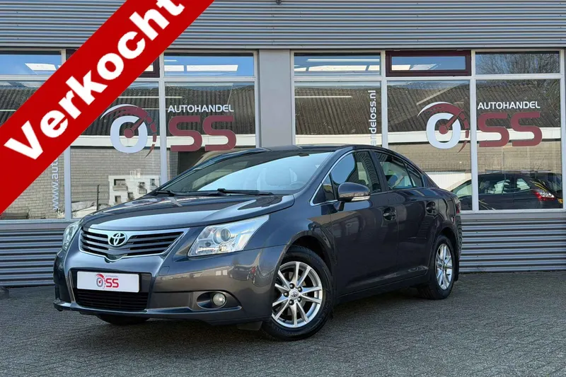 Toyota Avensis (2011)