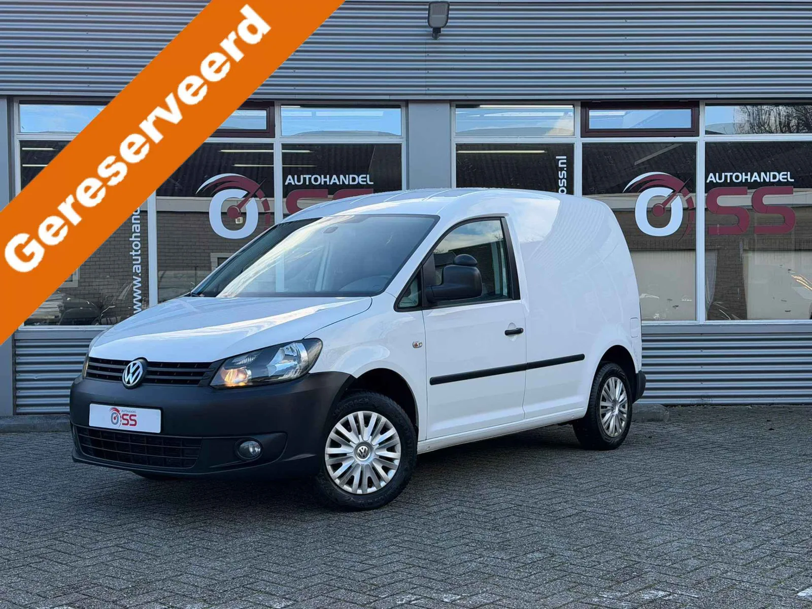Volkswagen Caddy (2013) — foto 1