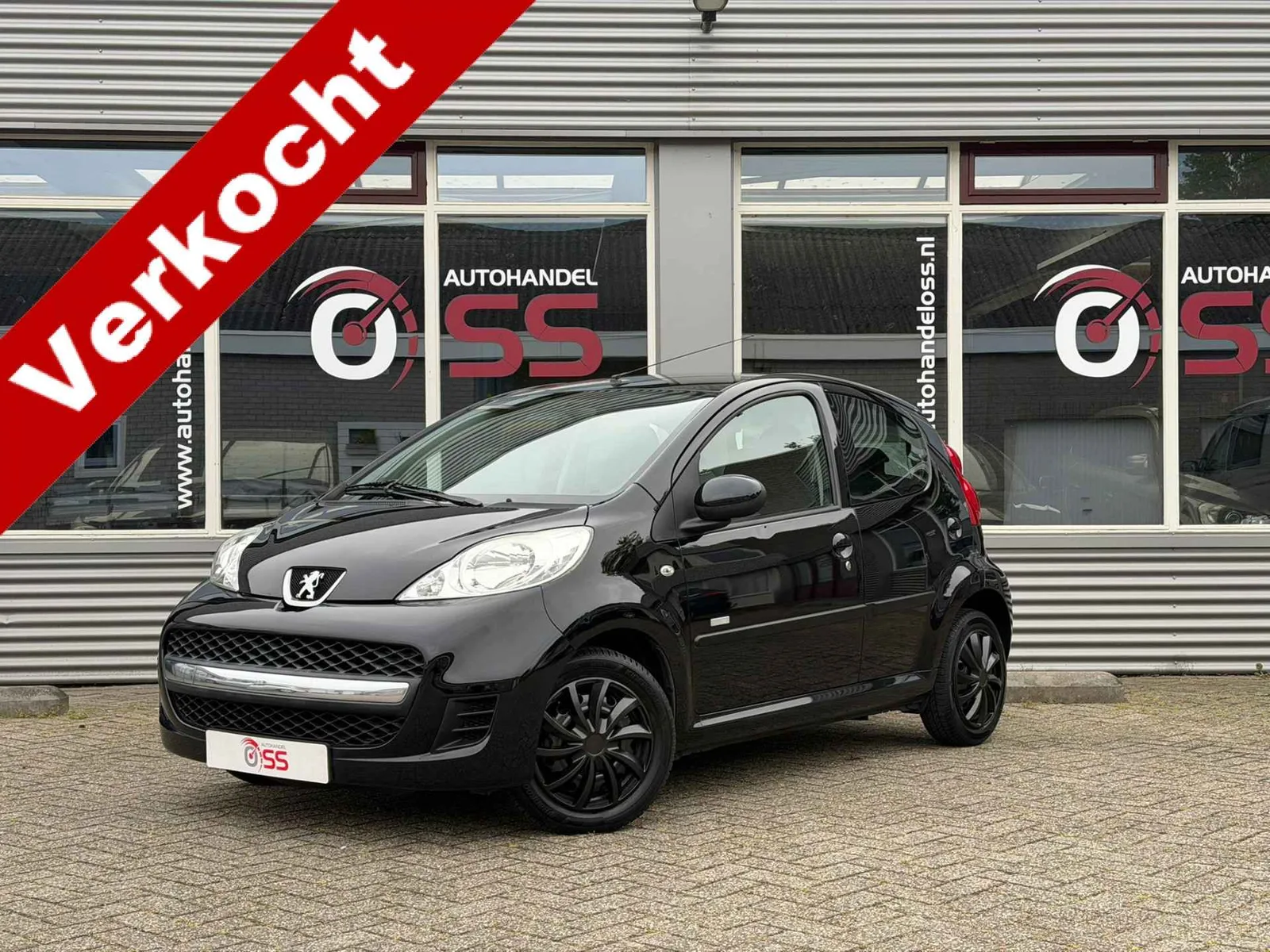 Peugeot 107 (2011) — foto 1