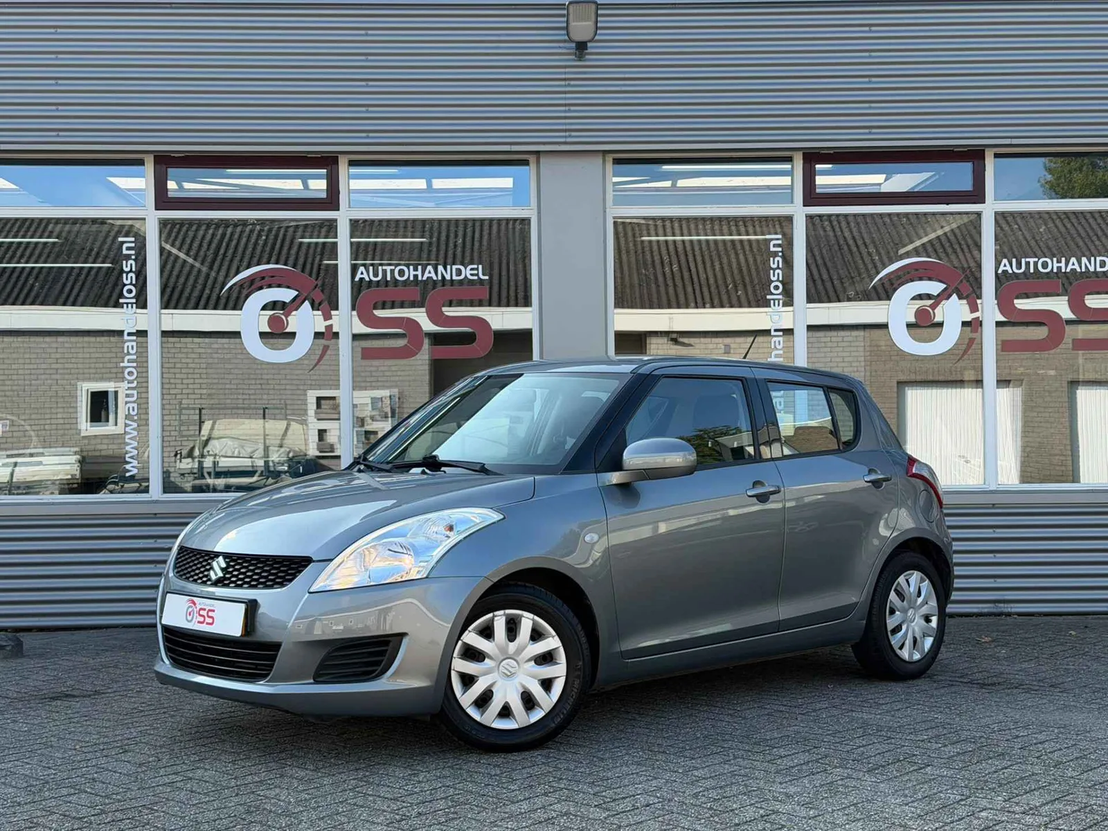Suzuki Swift (2011) — foto 1