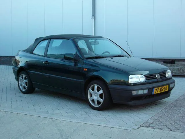 Volkswagen Golf (1994) — foto 1