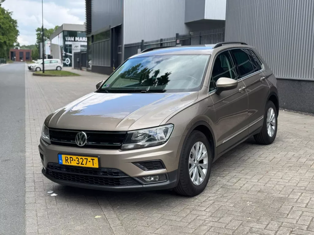 Volkswagen Tiguan (2018) — foto 1