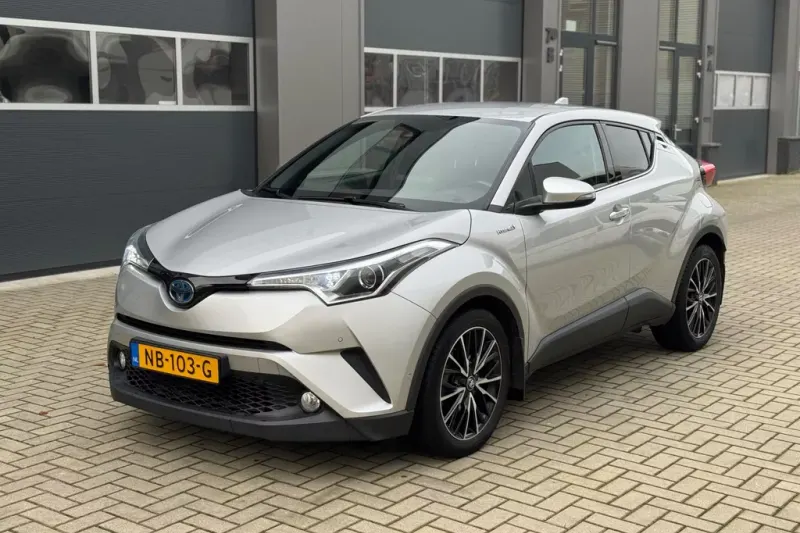 Toyota C-HR (2017)