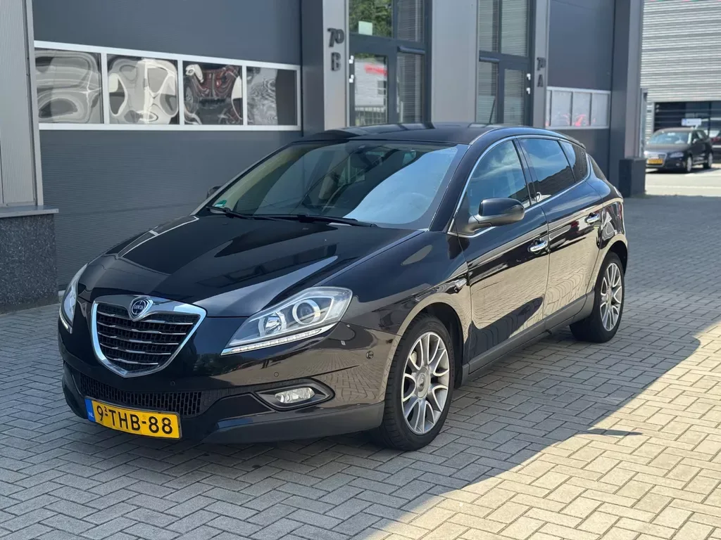 Lancia Delta (2014) — foto 1