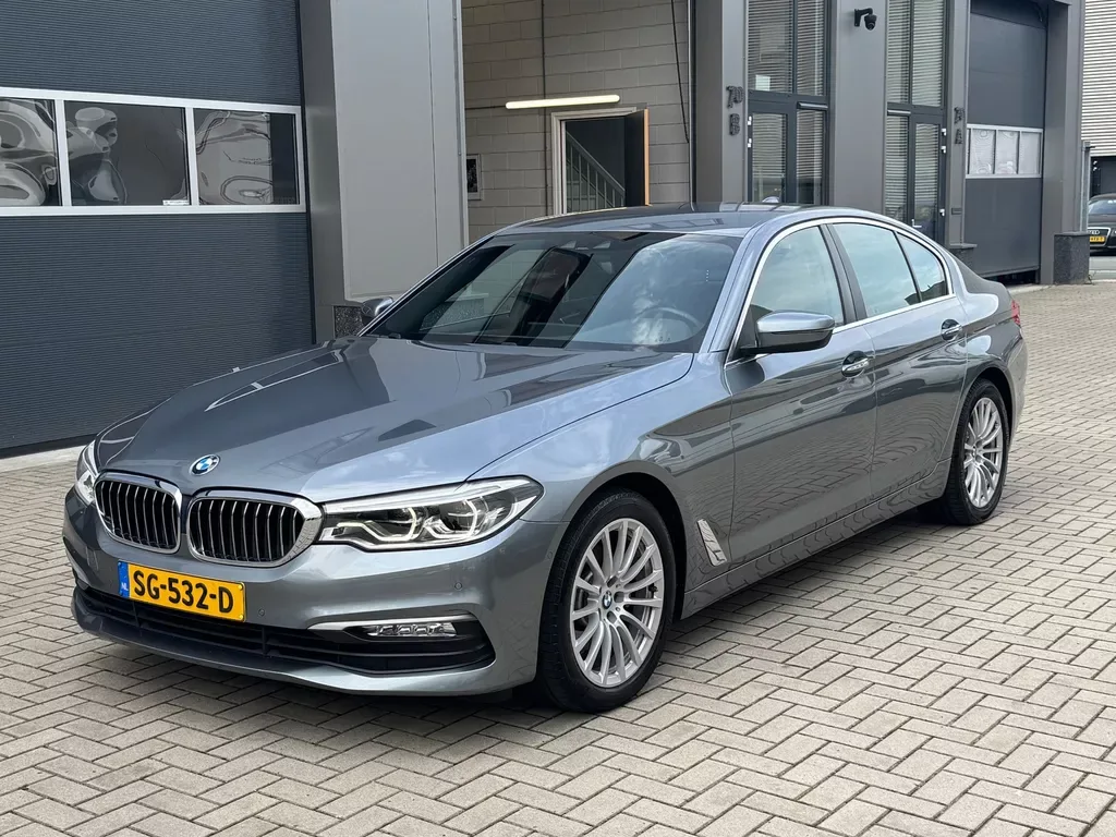 BMW 5-Serie (2018) — foto 1