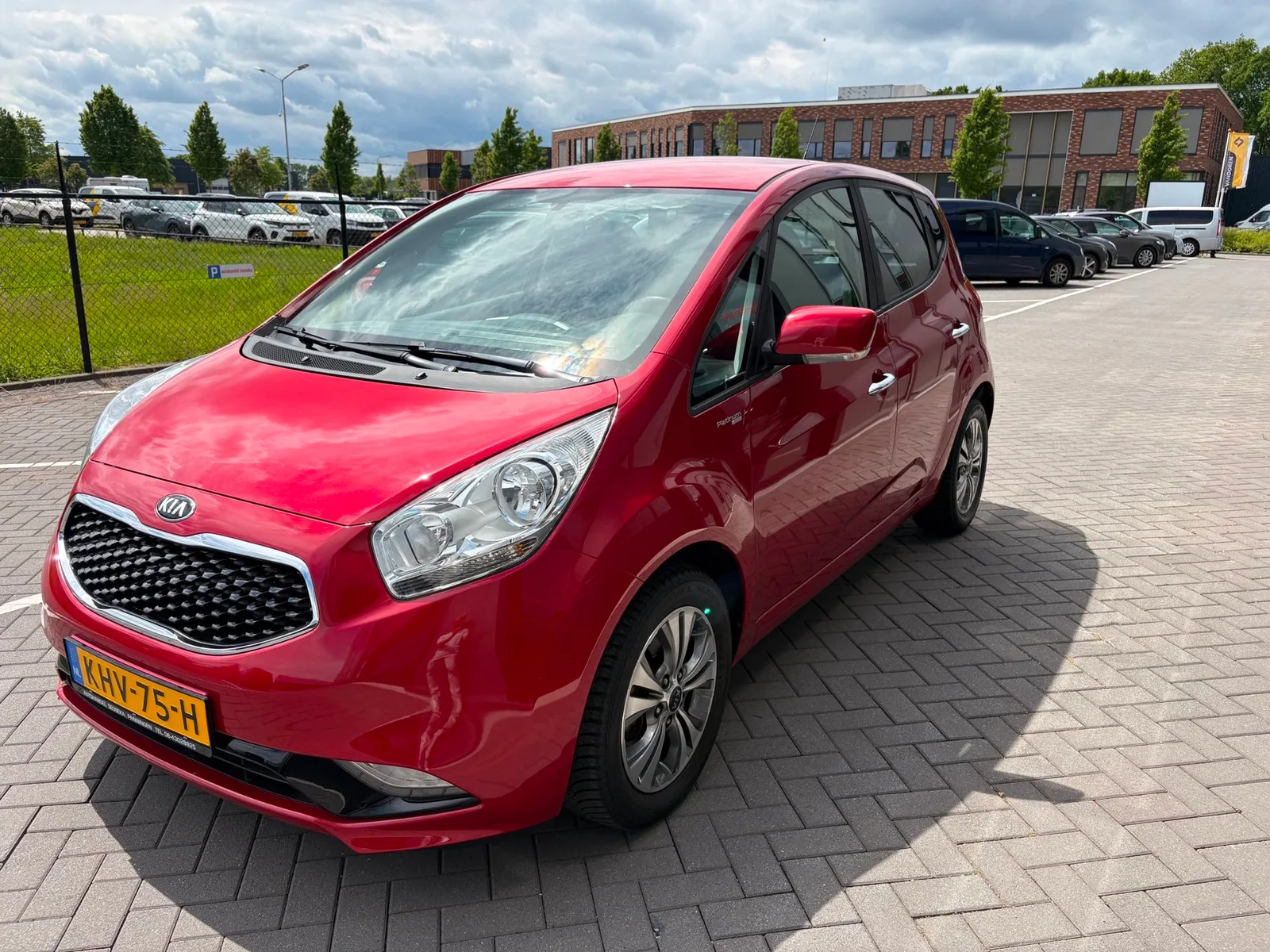 Kia VENGA (2018) — foto 1