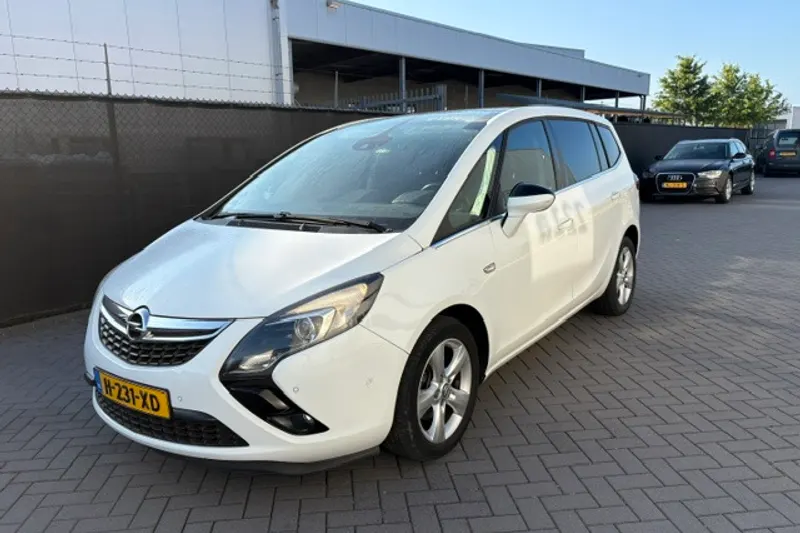 Opel Zafira Tourer (2016)