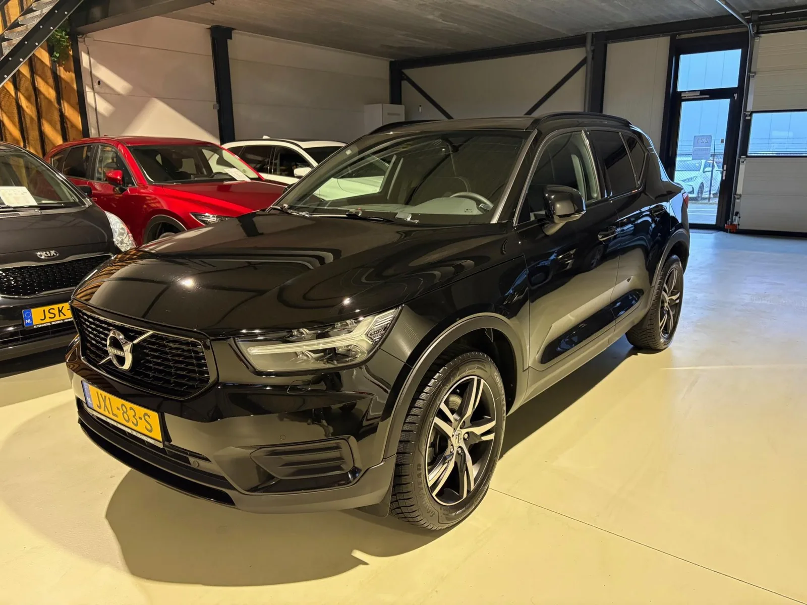Volvo XC40 (2022) — foto 1
