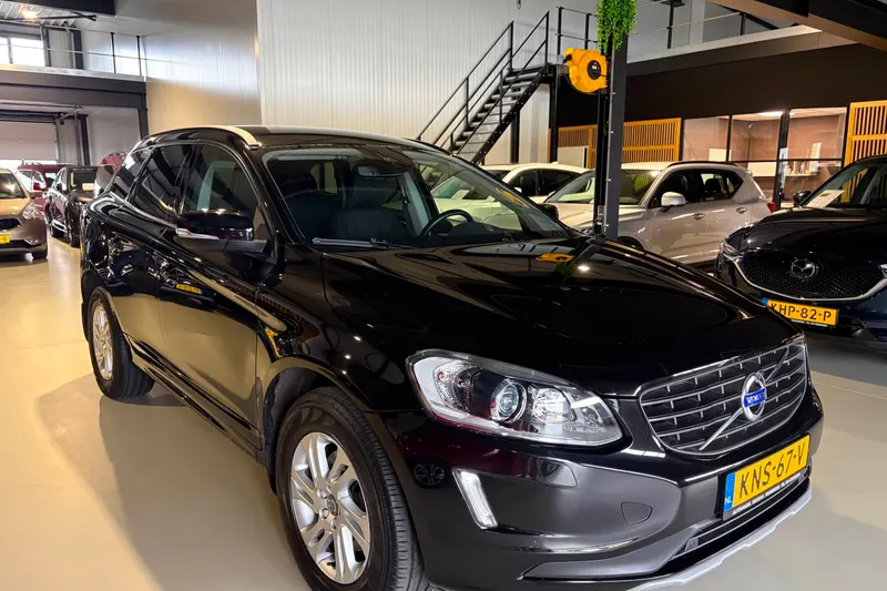 Volvo XC60 (2016)