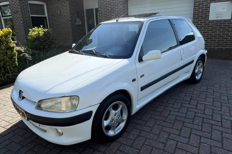 Peugeot 106 (1996)