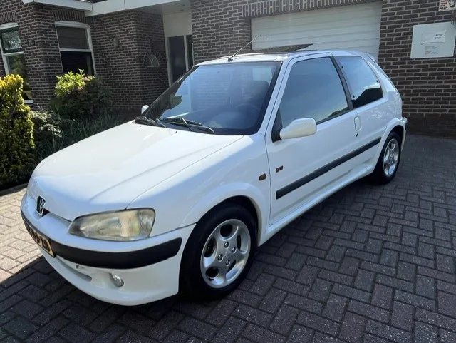 Peugeot 106 (1996) — foto 1