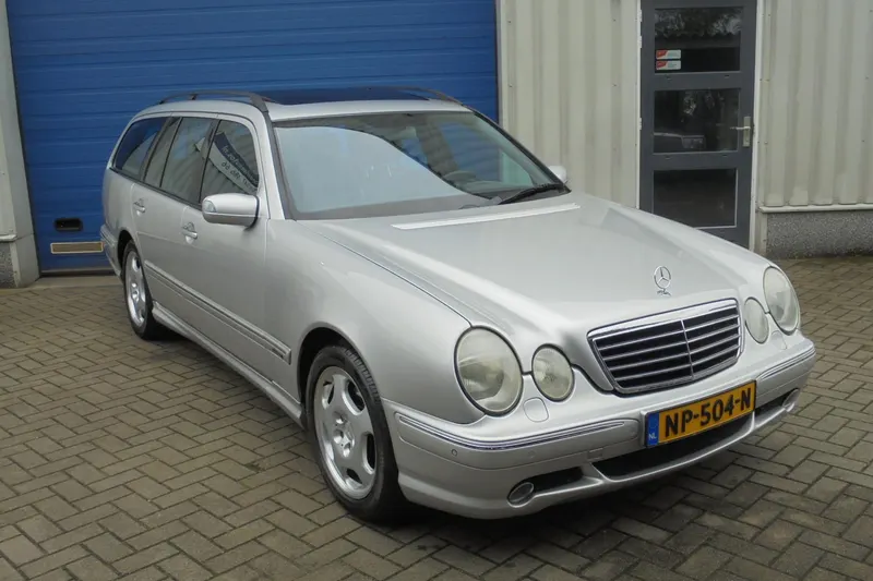 Mercedes-Benz E-Klasse (2002)