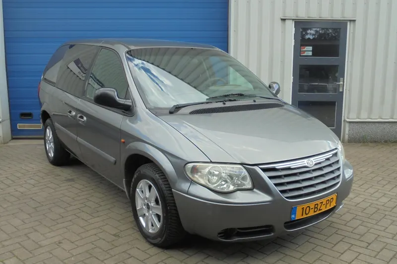 Chrysler Ram Van (2006)