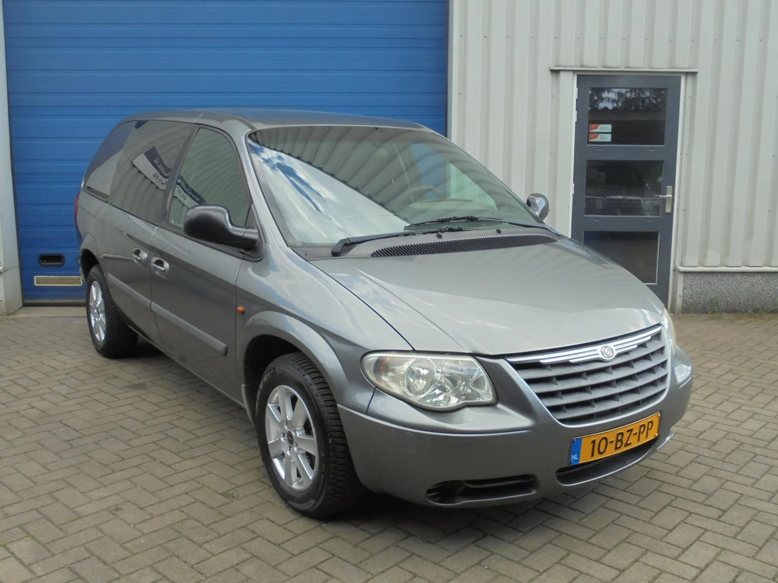 Chrysler Ram Van (2006) — foto 1