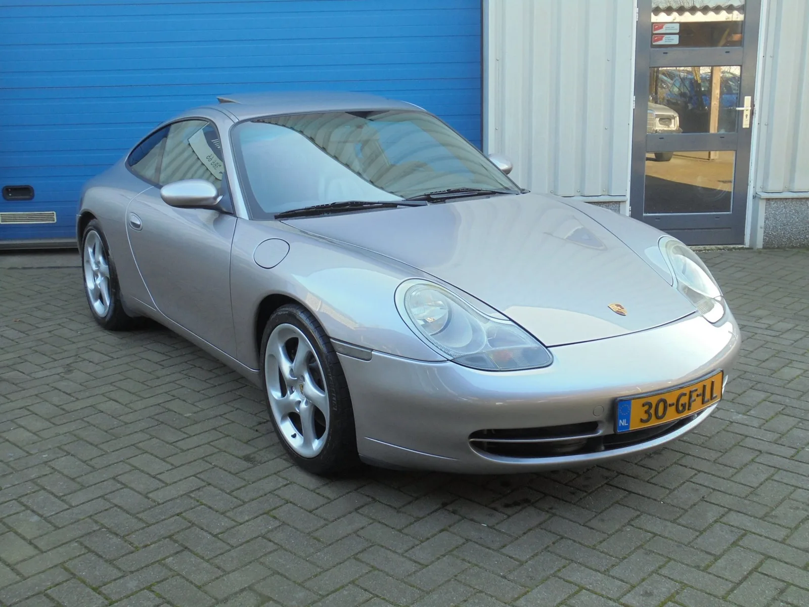 Porsche 911 (2000) — foto 1