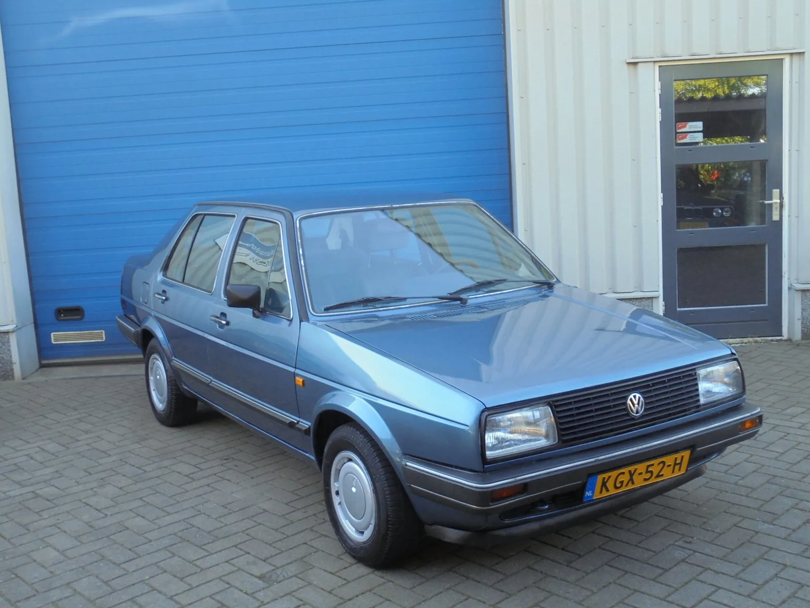 Volkswagen Jetta (1987) — foto 1