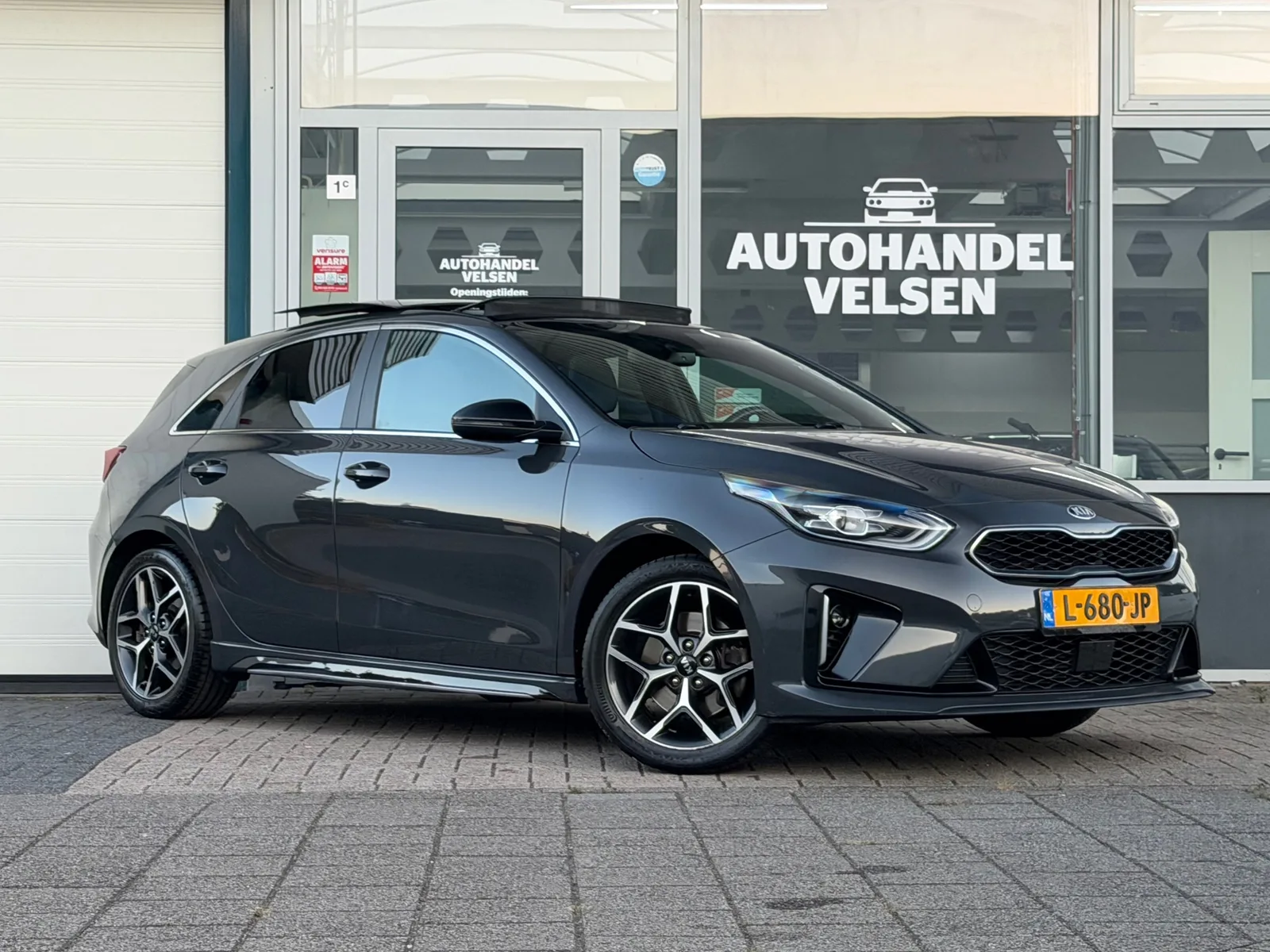 Kia Ceed (2021) — foto 1
