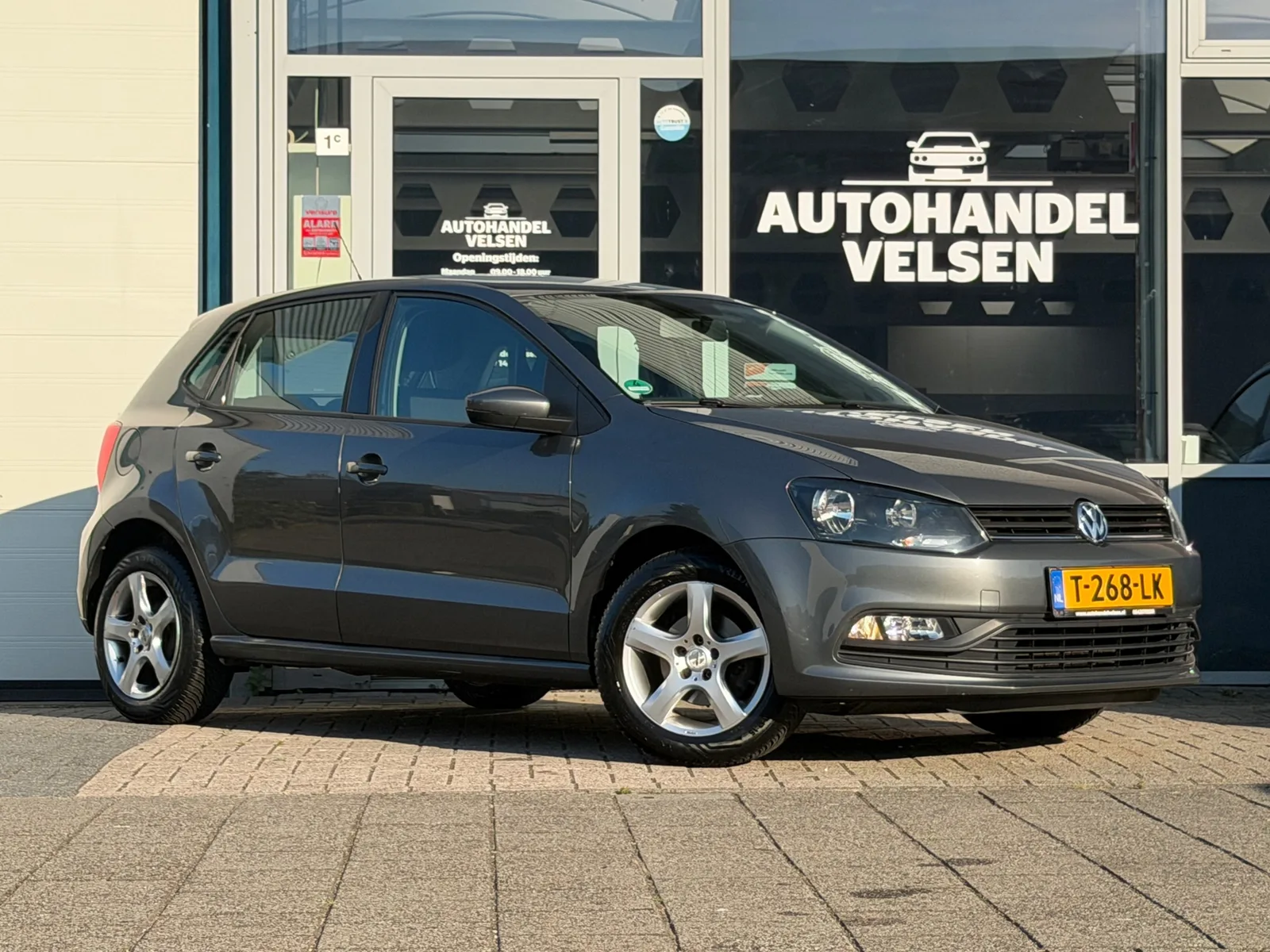Volkswagen Polo (2014) — foto 1