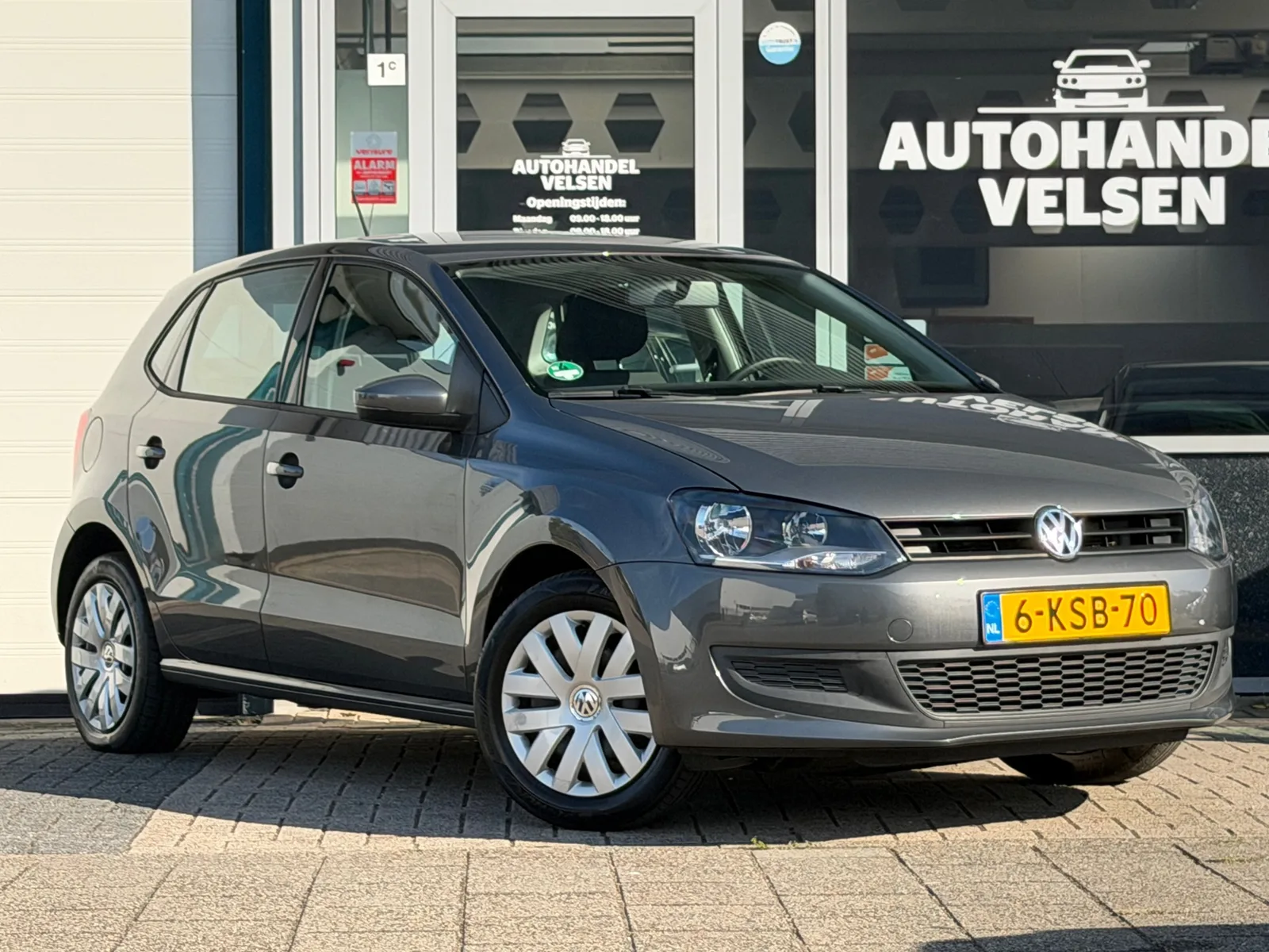 Volkswagen Polo (2013) — foto 1
