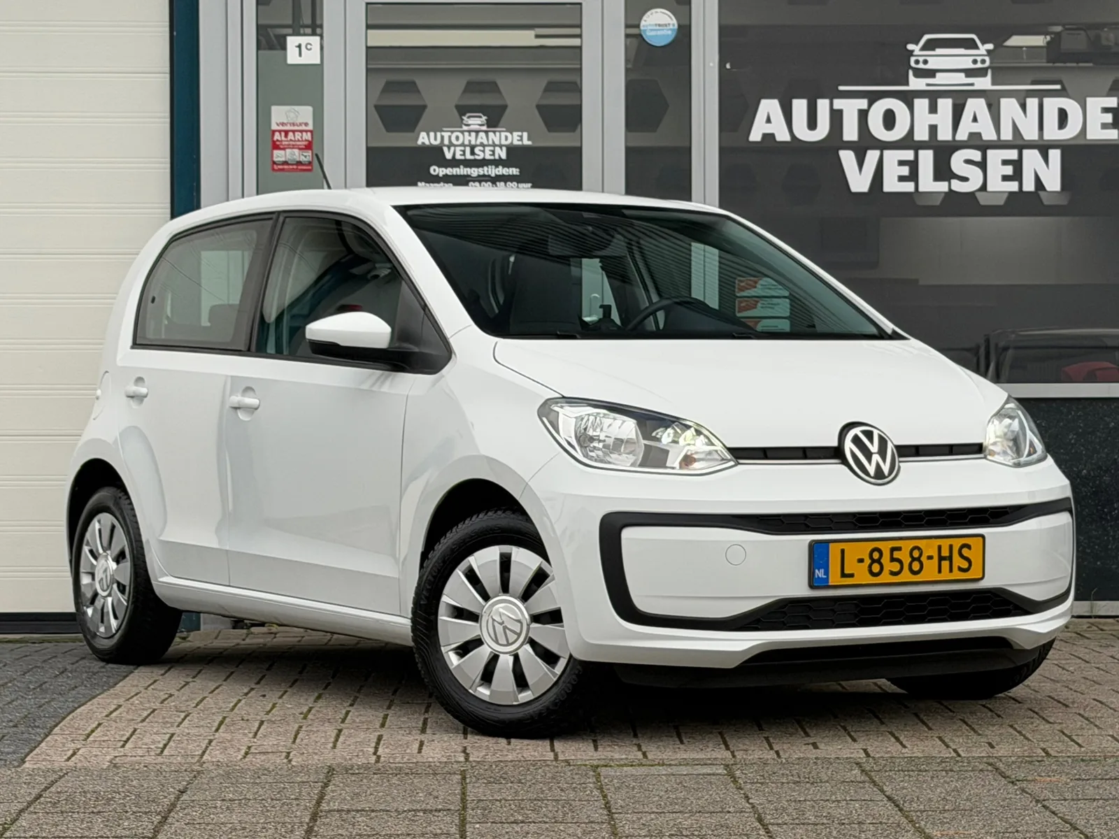 Volkswagen Up! (2021) — foto 1