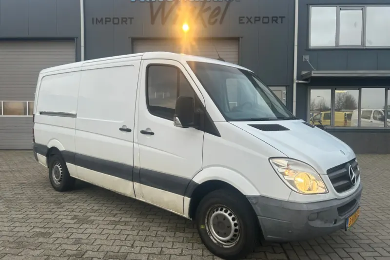 Mercedes-Benz Sprinter (2011)